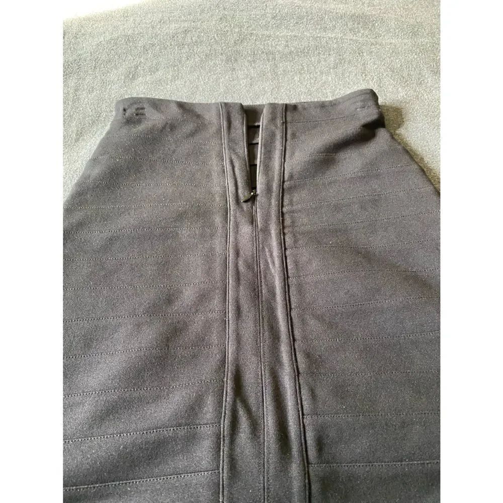 Express Stretch Skirt  - Picture 8 of 9